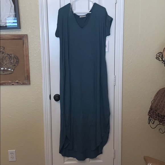 Soft teal dress - Picture 1 of 2